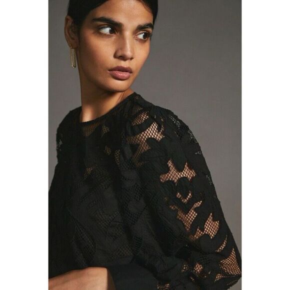 Anthropologie Cutwork Lace Detail Buttonback Blouse XS NWT - Picture 3 of 4